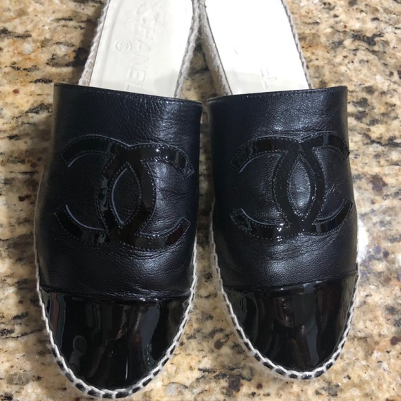 Chanel Espadrille Slide - Picture 4 of 8